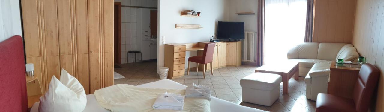 Hubertushof Hotell Trattenbach  Exteriör bild