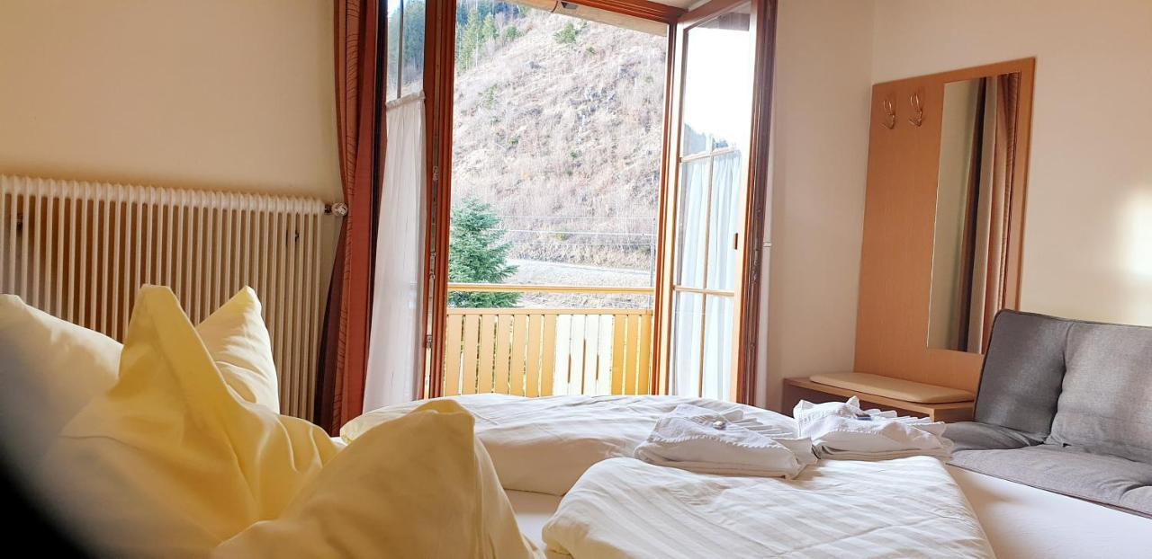 Hubertushof Hotell Trattenbach  Exteriör bild