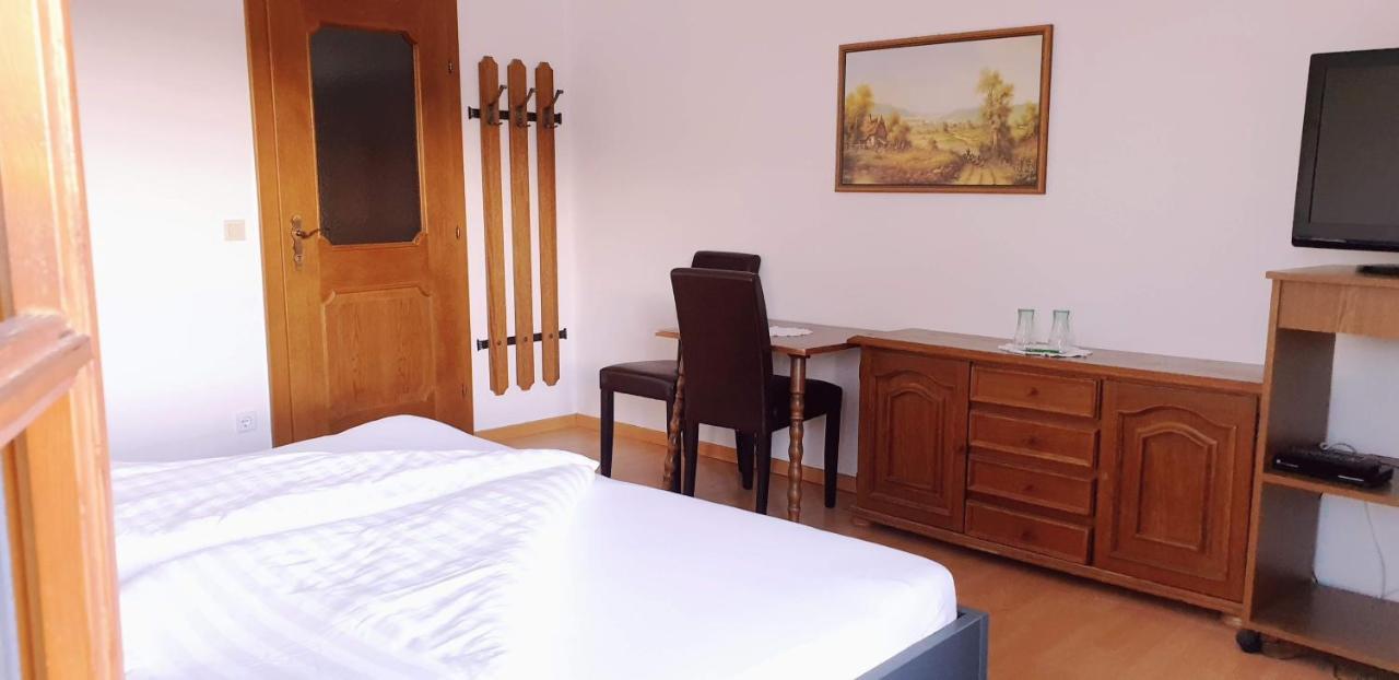 Hubertushof Hotell Trattenbach  Exteriör bild