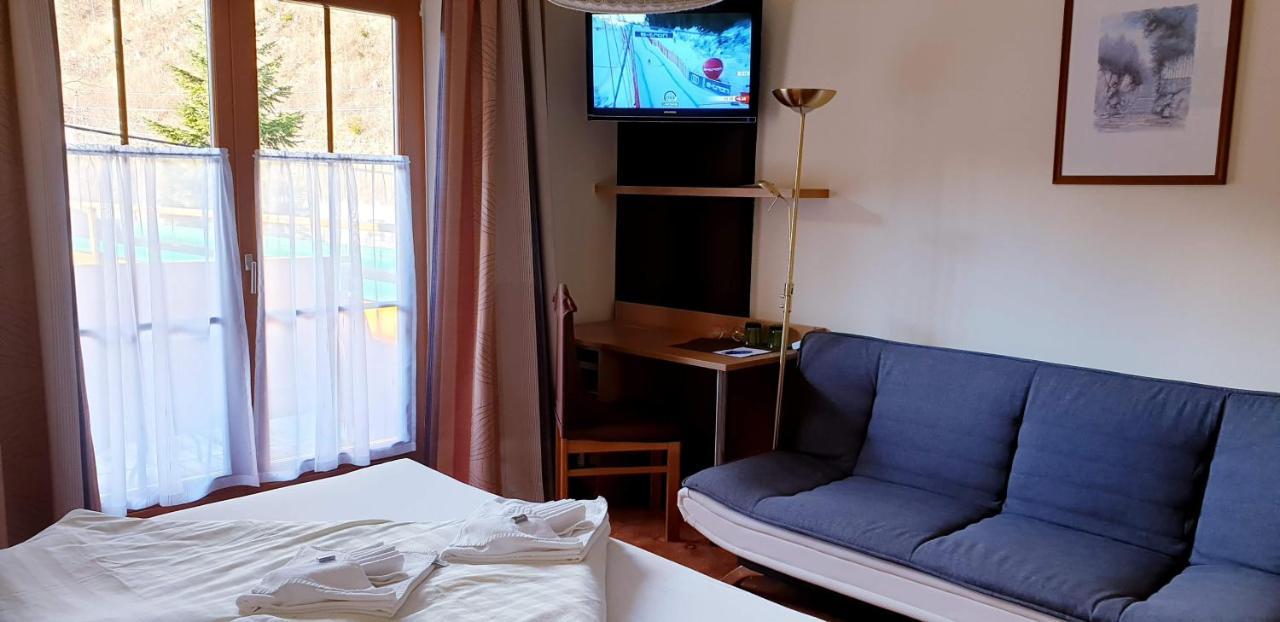 Hubertushof Hotell Trattenbach  Exteriör bild